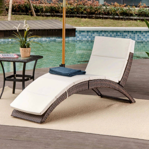Foldable PE Rattan Sun Lounger with Soft Padded Cushion - Brown/White - Outsunny - Green4Life
